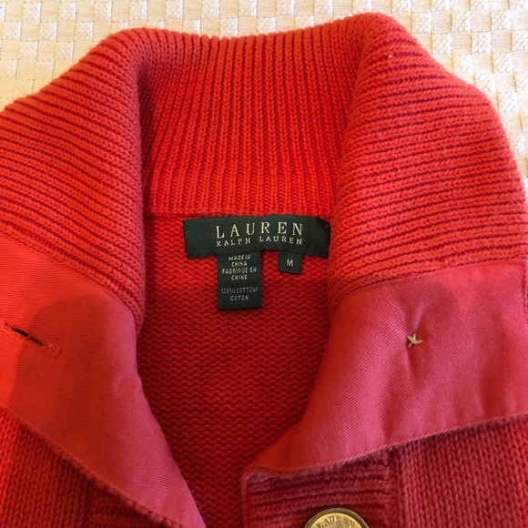 Sweaters - Picture 4 of 4